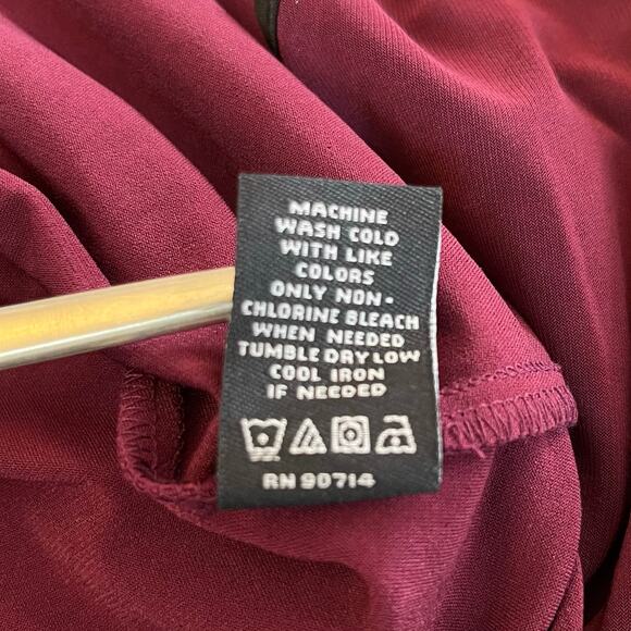 Sam & Jess Maroon Wine Contrast Trim Round Hem Bell Sleeve Blouse Top Large NWT - Picture 14 of 16